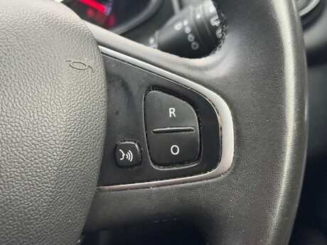 Renault Clio 1.5 Clio Iconic dCi 5dr 24
