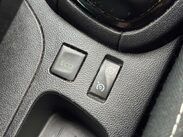 Renault Clio 1.5 Clio Iconic dCi 5dr 29