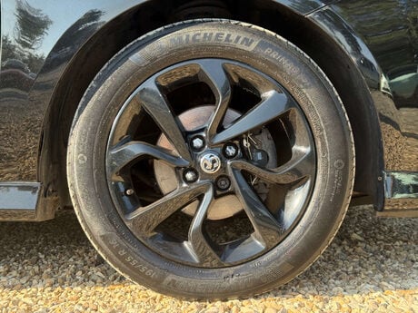 Vauxhall Corsa 1.4 Corsa Griffin 3dr 34