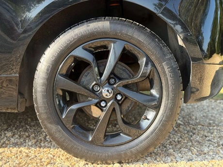 Vauxhall Corsa 1.4 Corsa Griffin 3dr 32