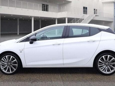 Vauxhall Astra 1.5 Astra Griffin Edition TD Auto 5dr 6