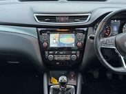 Nissan Qashqai 1.2 Qashqai Tekna DiG-T 5dr 17
