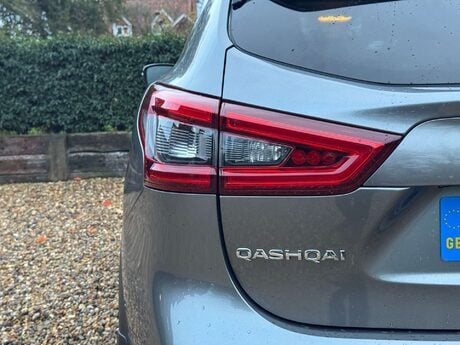 Nissan Qashqai 1.2 Qashqai Tekna DiG-T 5dr 8