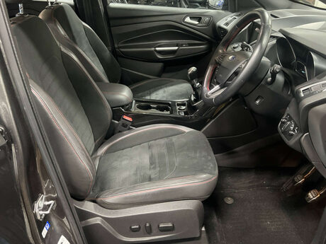 Ford Kuga 1.5 Kuga ST-Line X TDCi 5dr 8