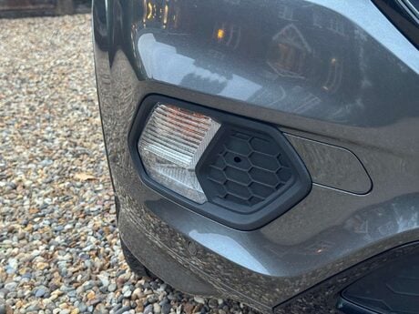 Ford Kuga 1.5 Kuga ST-Line X TDCi 5dr 9