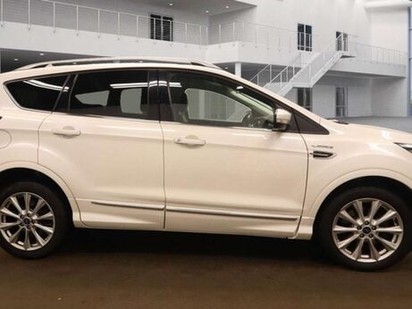 Ford Kuga 1.5 Kuga Vignale 4x4 Auto 4WD 5dr 4