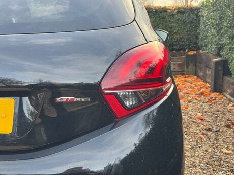 Peugeot 208 1.2 208 GT Line S/S 5dr 35