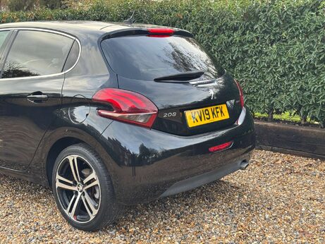 Peugeot 208 1.2 208 GT Line S/S 5dr 4