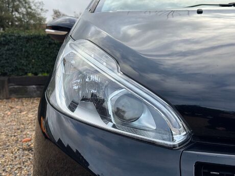 Peugeot 208 1.2 208 GT Line S/S 5dr 36