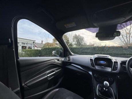 Ford Kuga 1.5 Kuga ST-Line 5dr 43