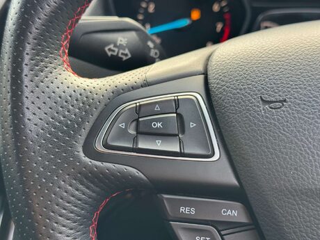 Ford Kuga 1.5 Kuga ST-Line 5dr 34