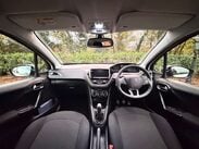 Peugeot 208 1.2 208 Signature PureTech S/S 5dr 24