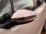 Peugeot 208 1.2 208 Signature PureTech S/S 5dr 13