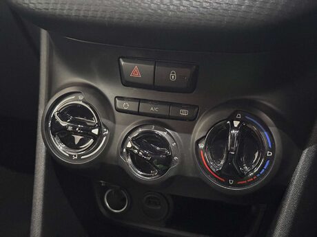 Peugeot 208 1.2 208 Signature PureTech S/S 5dr 23
