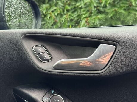 Ford Fiesta 1.0 Fiesta ST-Line T 3dr 40