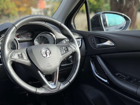 Vauxhall Astra 1.2 Astra Griffin Edition T 5dr 35