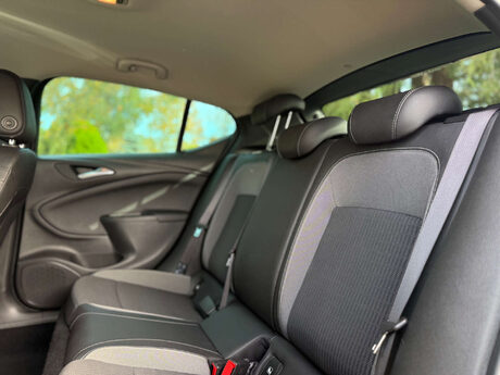 Vauxhall Astra 1.2 Astra Griffin Edition T 5dr 28