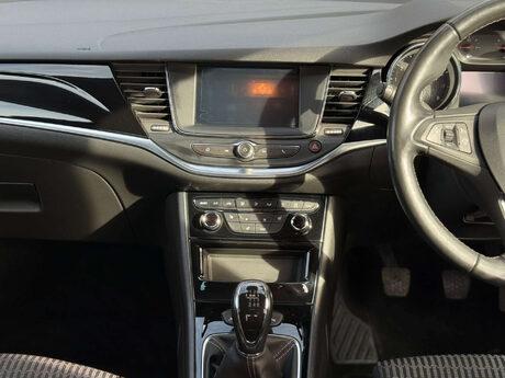 Vauxhall Astra 1.2 Astra Griffin Edition T 5dr 33