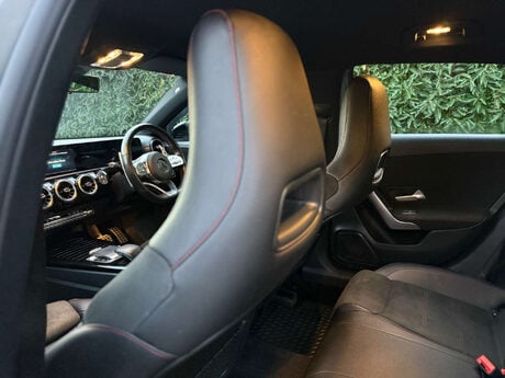 Mercedes-Benz A Class 1.5 A 180 AMG Line D Auto 5dr 32