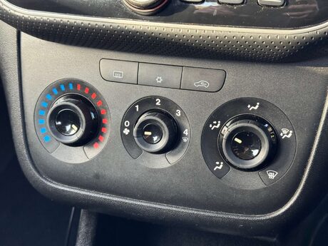 Fiat Punto Evo 1.4 Punto Evo GP 5dr 34