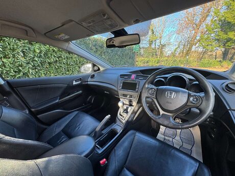 Honda Civic 1.6 Civic i-DTec EX 5dr 17