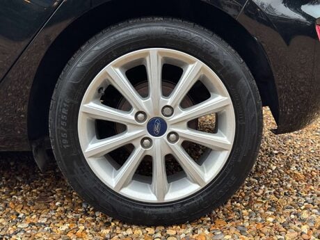 Ford Fiesta 1.0 Fiesta Titanium T Auto 5dr 27