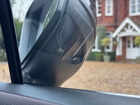 Volkswagen Tiguan 2.0 Tiguan R-Line Tech TDI 4Motion Semi-Auto 4WD 5dr 25