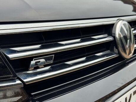 Volkswagen Tiguan 2.0 Tiguan R-Line Tech TDI 4Motion Semi-Auto 4WD 5dr 26