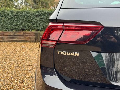 Volkswagen Tiguan 2.0 Tiguan R-Line Tech TDI 4Motion Semi-Auto 4WD 5dr 29