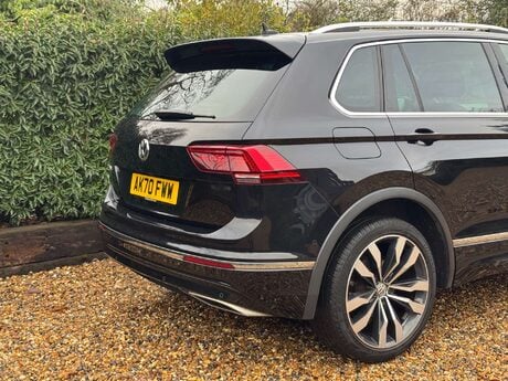 Volkswagen Tiguan 2.0 Tiguan R-Line Tech TDI 4Motion Semi-Auto 4WD 5dr 6