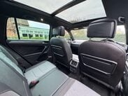 Volkswagen Tiguan 2.0 Tiguan R-Line Tech TDI 4Motion Semi-Auto 4WD 5dr 15