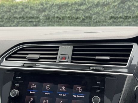 Volkswagen Tiguan 2.0 Tiguan R-Line Tech TDI 4Motion Semi-Auto 4WD 5dr 19