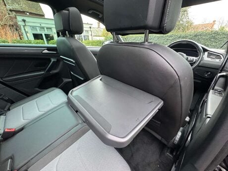 Volkswagen Tiguan 2.0 Tiguan R-Line Tech TDI 4Motion Semi-Auto 4WD 5dr 14