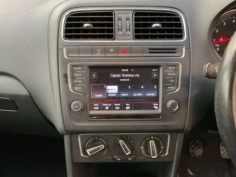 Volkswagen Polo 1.0 Polo SE 3dr 17