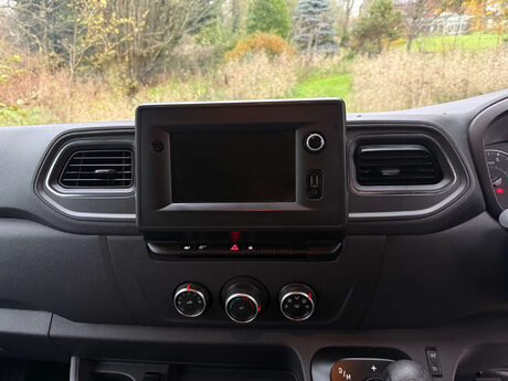 Renault Trucks Uk Master 2.3 Master 35 LWB 29