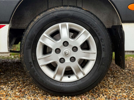 Renault Trucks Uk Master 2.3 Master 35 LWB 16