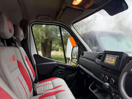 Renault Trucks Uk Master 2.3 Master 35 LWB 13