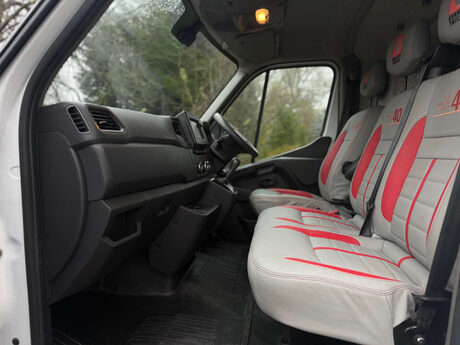 Renault Trucks Uk Master 2.3 Master 35 LWB 30