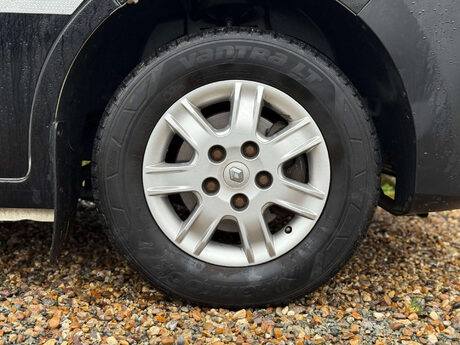 Renault Trucks Uk Master 2.3 Master 35 LWB 32