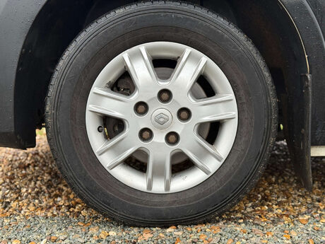 Renault Trucks Uk Master 2.3 Master 35 LWB 35