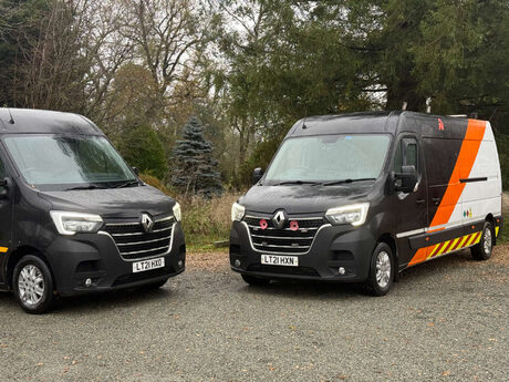 Renault Trucks Uk Master 2.3 Master 35 LWB 17