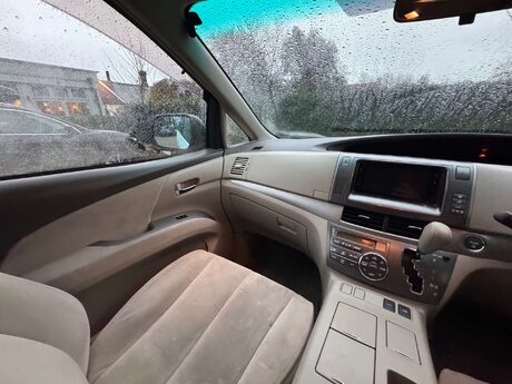 Toyota Estima ESTIMA 18