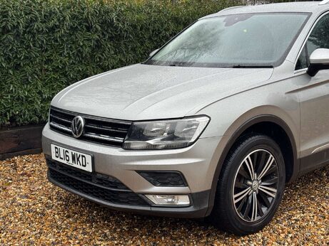 Volkswagen Tiguan 2.0 Tiguan SE Nav TDI BlueMotion Technology 4Motion 4WD 5dr 4