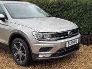 Volkswagen Tiguan 2.0 Tiguan SE Nav TDI BlueMotion Technology 4Motion 4WD 5dr 3