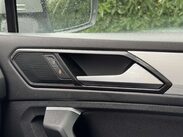 Volkswagen Tiguan 2.0 Tiguan SE Nav TDI BlueMotion Technology 4Motion 4WD 5dr 18