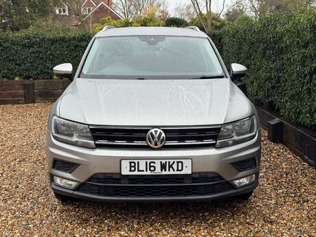 Volkswagen Tiguan 2.0 Tiguan SE Nav TDI BlueMotion Technology 4Motion 4WD 5dr 4