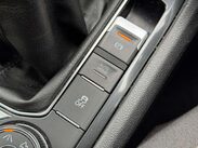 Volkswagen Tiguan 2.0 Tiguan SE Nav TDI BlueMotion Technology 4Motion 4WD 5dr 43
