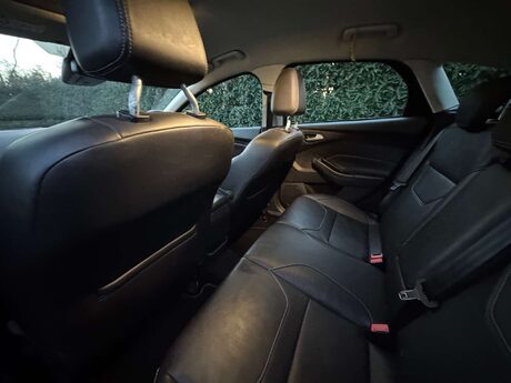Ford Focus 1.0 Focus Titanium X 5dr 23