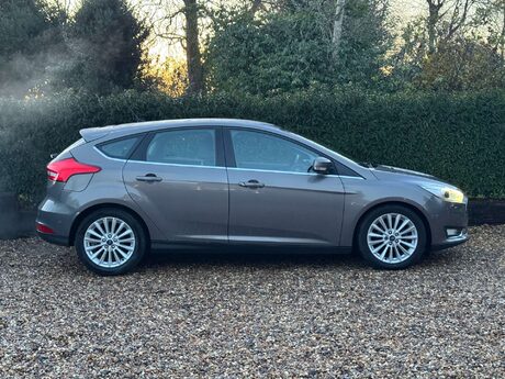 Ford Focus 1.0 Focus Titanium X 5dr 3