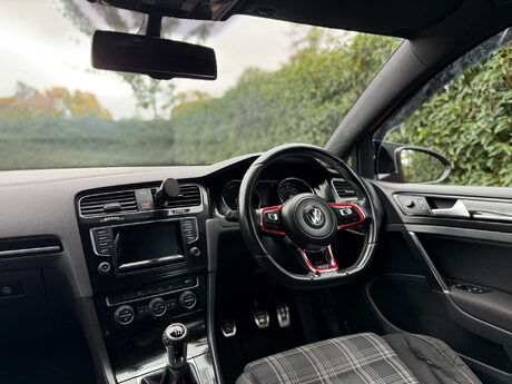 Volkswagen Golf 2.0 Golf GTD 5dr 21